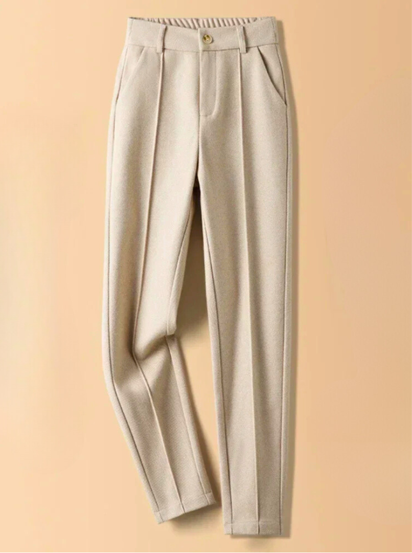 LUCIA ESTELLE PLEATED PANT